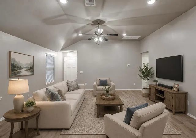 Photo 3 of Sale Pending at 17609 Boling Farm Rd, Edmond, OK 73012 | MLS# 1236427 | Listing updated on 2026-08-17