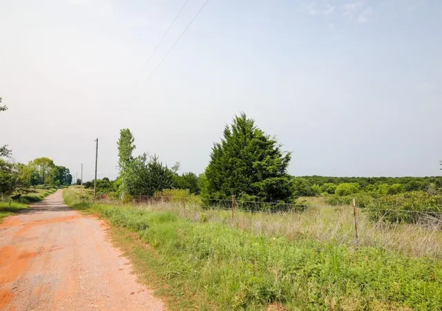 Homes for sale in Lindsay, OK | Block 1 Lot 30, Vinson Estates Addition, Lindsay, OK 73052 | MLS# 1236428