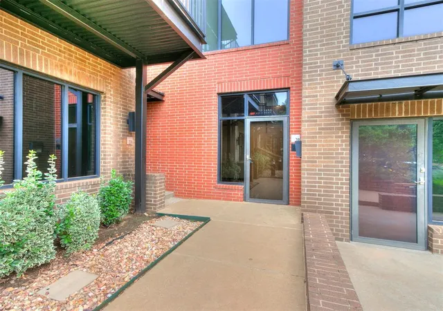 2nd image of 241 Ne 4th St #3, Oklahoma City, OK 73104 | MLS# 1236445
