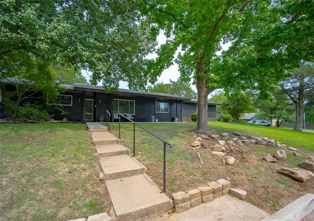49th image of 2757 Walnut Rd, Norman, OK 73072 | MLS# 1236453