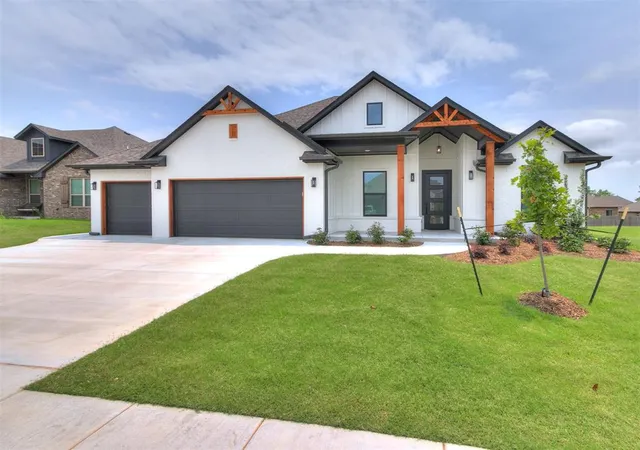 Photo 3 of Single family home for sale at 1304 Monterey Dr, Norman, OK 73072 | MLS# 1236454 | Listing updated on 2026-10-05