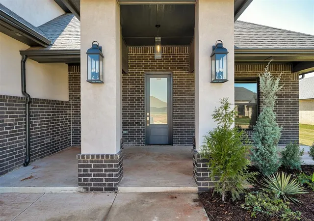 Photo 4 of Single family home for sale at 2226 W Cole Dr, Mustang, OK 73064 | MLS# 1236456 | Listing updated on 2026-10-06