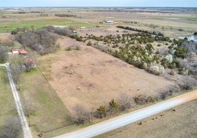 2nd image of E 360 Rd, Big Cabin, OK 74332 | MLS# 1236458