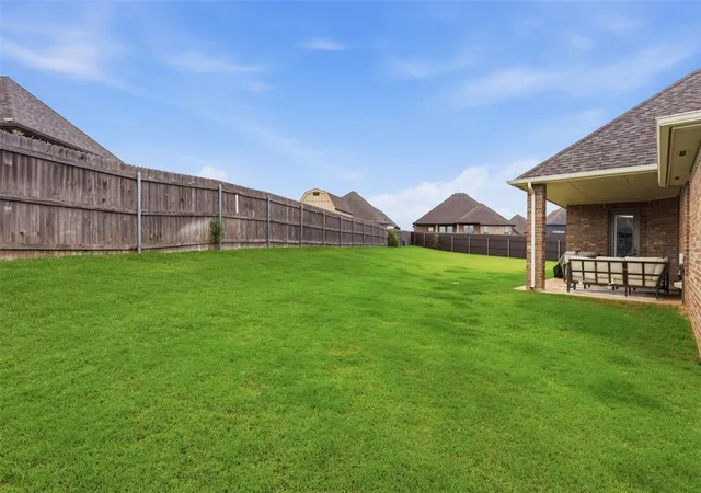 Homes for sale in Mustang, OK | 5716 Gold Stone Ct, Mustang, OK 73064 | MLS# 1236463