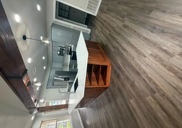 2nd image of 827 Chatsworth Dr, Grove, OK 74344 | MLS# 1236488