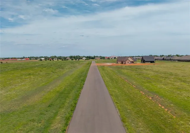 5th image of 241127 E 1016 Rd, Weatherford, OK 73096 | MLS# 1236494