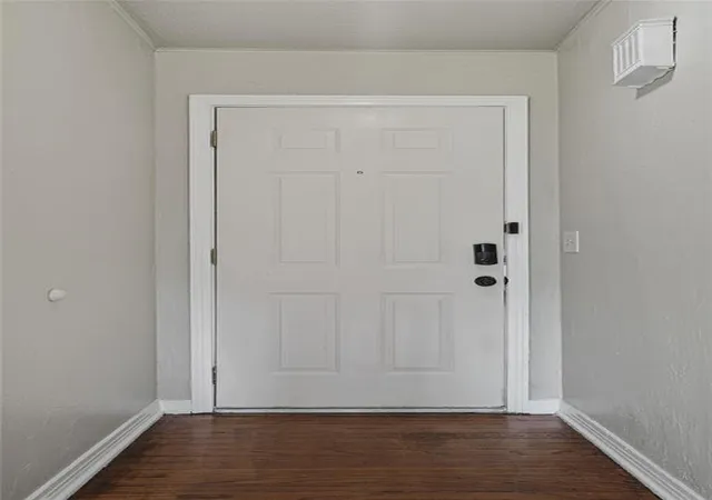 Homes for sale in The Village, OK | 1408 Oxford Wy, The Village, OK 73120 | MLS# 1236498