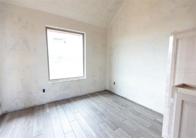 Photo 4 of Single family home for sale at 10248 SW 55th Terrace, Mustang, OK 73064 | MLS# 1236506 | Listing updated on 2026-09-29
