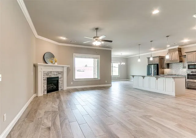 3rd image of 9517 Morgan Crossing Dr, Yukon, OK 73099 | MLS# 1236509