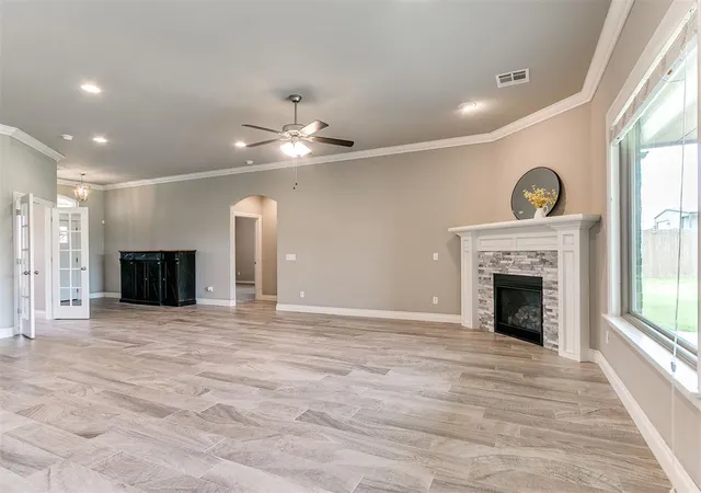 4th image of 9517 Morgan Crossing Dr, Yukon, OK 73099 | MLS# 1236509
