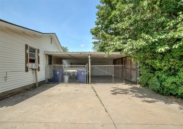 Photo 3 of Single family home for sale at 6417 S Mclemore Dr, Oklahoma City, OK 73159 | MLS# 1236511 | Listing updated on 2026-09-18