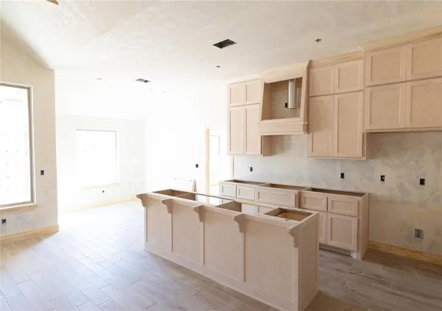 Photo 3 of Single family home for sale at 9216 NW 87th Street, Yukon, OK 73099 | MLS# 1236531 | Listing updated on 2026-10-09
