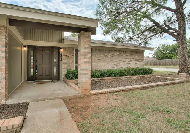 Photo 2 of Single family home for sale at 2236 Nw 113th Place, Oklahoma City, OK 73120 | MLS# 1236548 | Listing updated on 2026-09-13