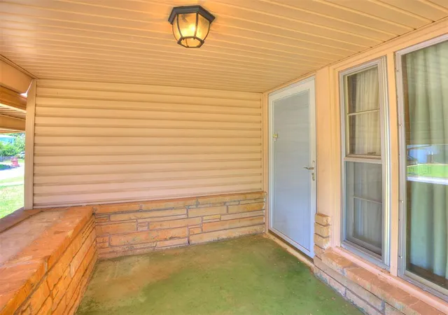 Photo 3 of Single family home for sale at 2129 SW 50th Street, Oklahoma City, OK 73119 | MLS# 1236563 | Listing updated on 2026-08-20