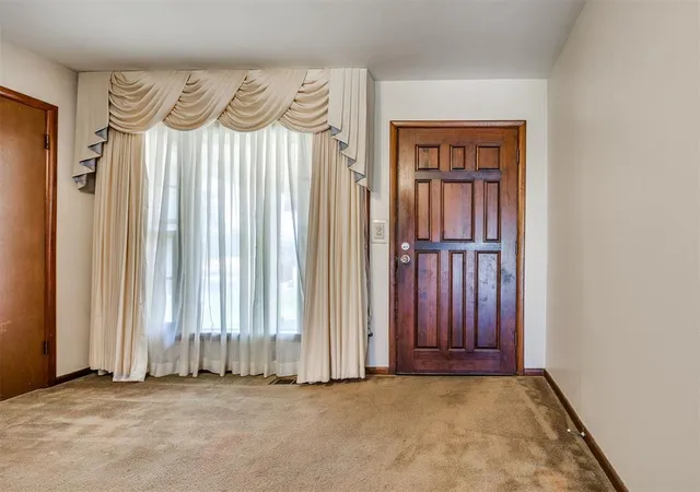 Photo 4 of Single family home for sale at 2129 SW 50th Street, Oklahoma City, OK 73119 | MLS# 1236563 | Listing updated on 2026-08-20