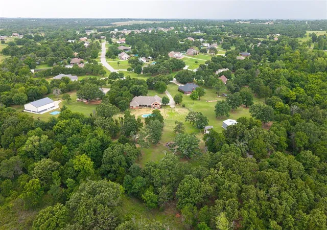 Homes for sale in Newalla, OK | 4722 Sandy Oak Ln, Newalla, OK 74857 | MLS# 1236579