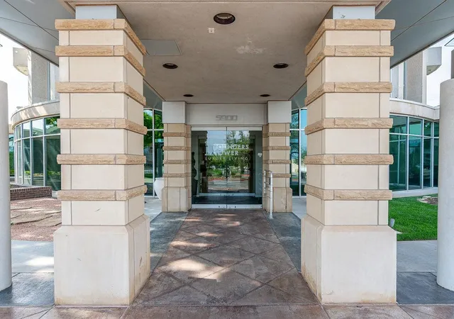 Homes for sale in Oklahoma City, OK | 5900 Mosteller Dr #133, Oklahoma City, OK 73112 | MLS# 1236581