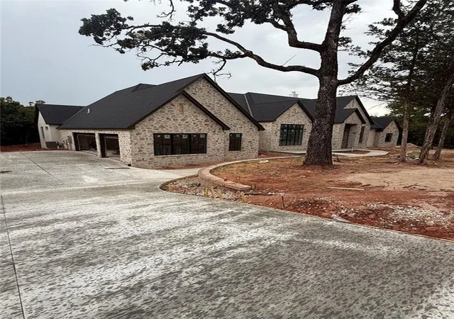 Photo 1 of Sale Pending at 9700 Ne 146th Terrace, Jones, OK 73049 | MLS# 1236611 | Listing updated on 2026-08-29