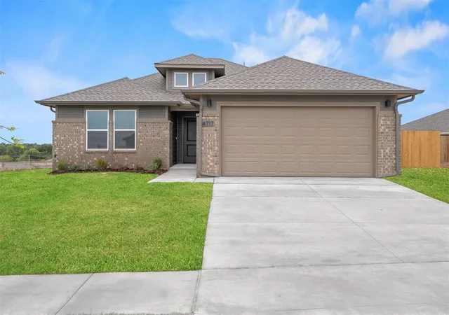 Photo 1 of Single family home for sale at 4717 Elkmont Ln, Arcadia, OK 73007 | MLS# 1236613 | Listing updated on 2026-10-08