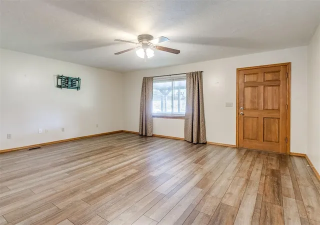 3rd image of 217 Nw 5Th St, Lexington, OK 73051 | MLS# 1236622