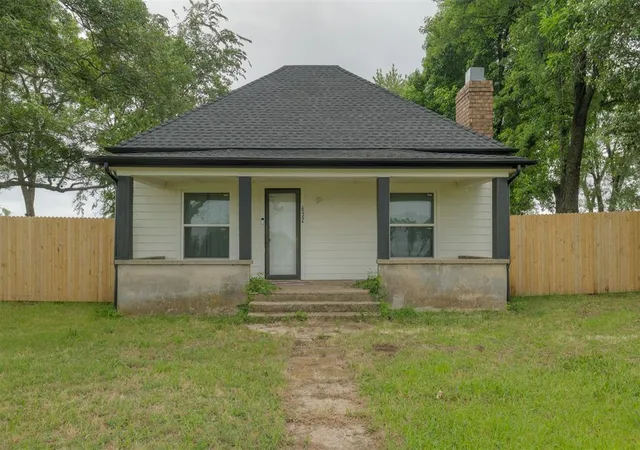 Homes for sale in Washington, OK | 632 E Center Rd, Washington, OK 73093 | MLS# 1236623