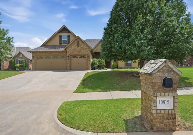 1st image of 10812 Nw 34th St, Yukon, OK 73099 | MLS# 1236626