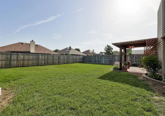 Homes for sale in Yukon, OK | 1341 Oswego Dr, Yukon, OK 73099 | MLS# 1236632