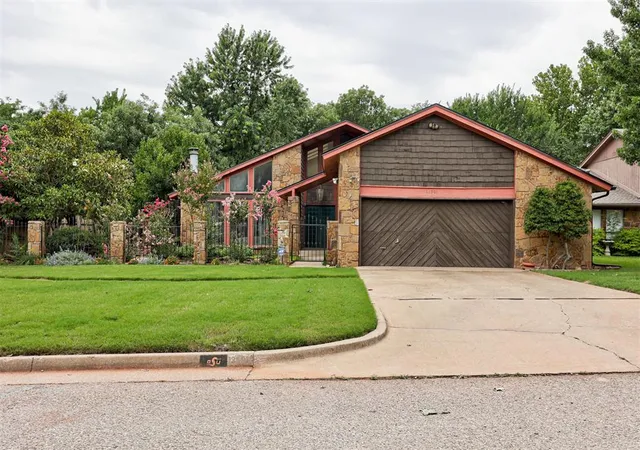 Photo 1 of Single family home for sale at 13501 Fox Holw Ridge, Oklahoma City, OK 73131 | MLS# 1236638 | Listing updated on 2026-07-27