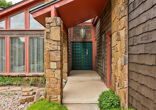 Photo 4 of Single family home for sale at 13501 Fox Holw Ridge, Oklahoma City, OK 73131 | MLS# 1236638 | Listing updated on 2026-07-27