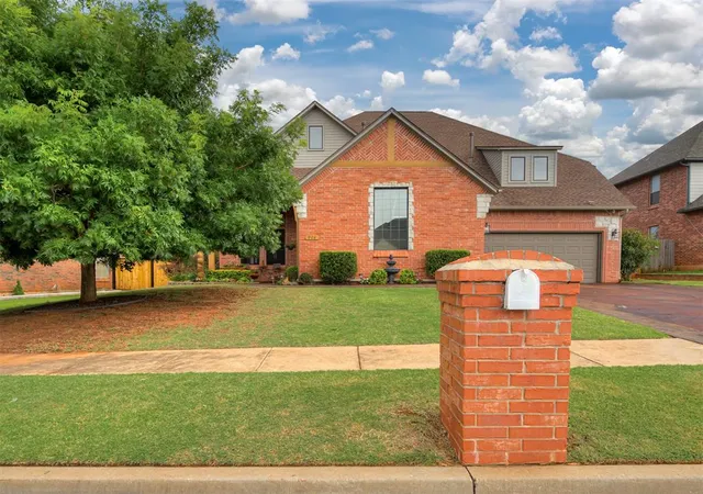 4th image of 908 N Justin Dr, Yukon, OK 73099 | MLS# 1236655