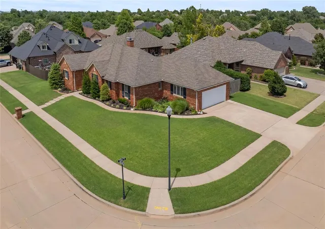 2nd image of 505 Swingman Rd, Yukon, OK 73099 | MLS# 1236658