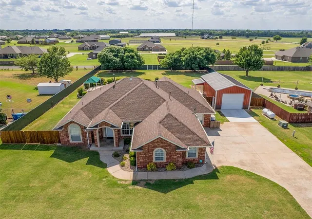 1st image of 809 Grandview Rd, Tuttle, OK 73089 | MLS# 1236664