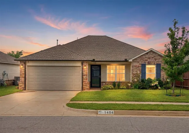 Homes for sale in Noble, OK | 1404 Sandstone Dr, Noble, OK 73068 | MLS# 1236678
