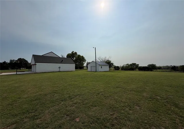 4th image of 1858 Highway 81, Chickasha, OK 73018 | MLS# 1236684