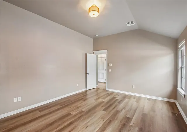 4th image of 1405 Luke Ln, Norman, OK 73072 | MLS# 1236694