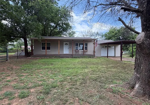 Homes for sale in Jones, OK | 524 Georgia St, Jones, OK 73049 | MLS# 1236705