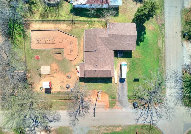 Photo 1 of Single family home for sale at 602 Dogwood Ave, Wellston, OK 74881 | MLS# 1236706 | Listing updated on 2026-10-02
