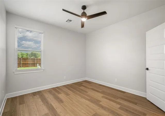 5th image of 3101 Evyn Blvd, Yukon, OK 73099 | MLS# 1236710