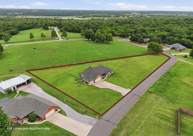 28th image of 1903 Riveria Dr, Tuttle, OK 73089 | MLS# 1236722