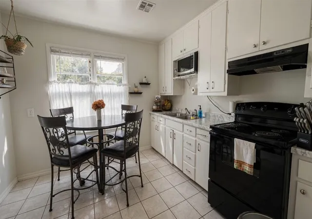 Photo 2 of Single family home for sale at 3123 SW 40th Street, Oklahoma City, OK 73119 | MLS# 1236729 | Listing updated on 2026-08-17