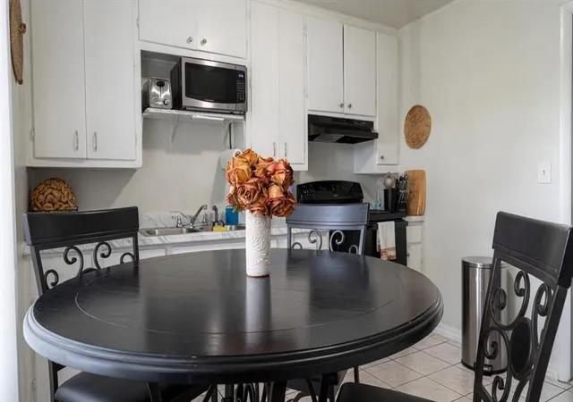 Photo 3 of Single family home for sale at 3123 SW 40th Street, Oklahoma City, OK 73119 | MLS# 1236729 | Listing updated on 2026-08-17