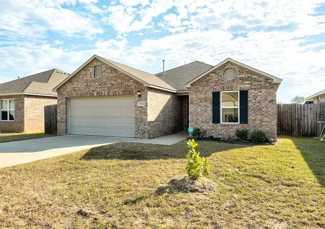Photo 2 of Single family home for sale at 912 Klare Ln, Oklahoma City, OK 73130 | MLS# 1236730 | Listing updated on 2026-07-18