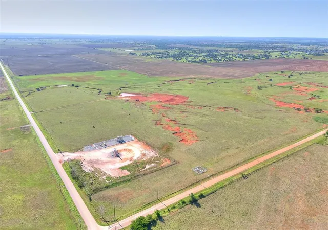 2nd image of Cemetery Road And Apache Road Road, Piedmont, OK 73078 | MLS# 1236743