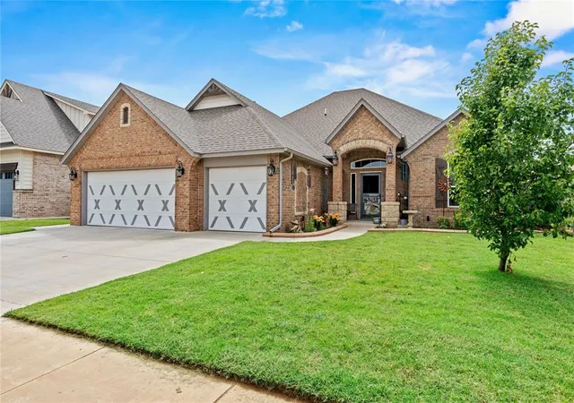 2nd image of 4813 Hidalgo Ave, Mustang, OK 73064 | MLS# 1236759
