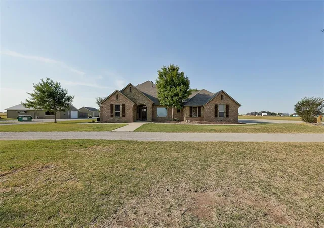 Photo 2 of Single family home for sale at 17100 SW 15th Street, El Reno, OK 73036 | MLS# 1236763 | Listing updated on 2026-10-07