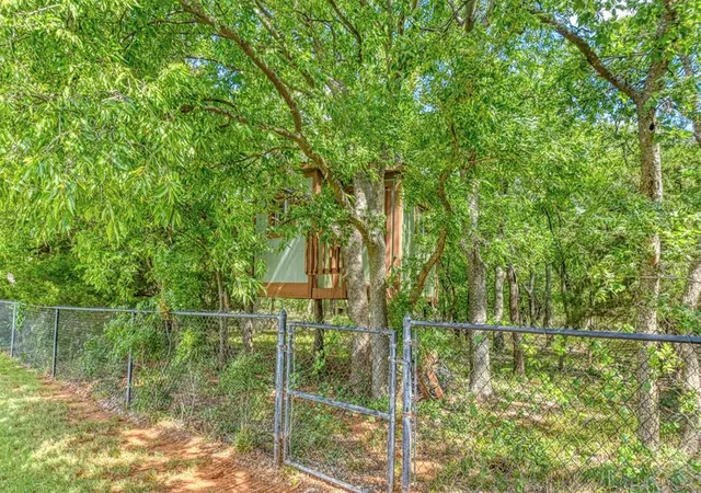 37th image of 3853 Deer Brook Trl, Piedmont, OK 73078 | MLS# 1236776