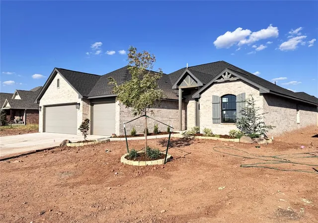 Photo 2 of Single family home for sale at 16020 Navarra Way, Oklahoma City, OK 73170 | MLS# 1236778 | Listing updated on 2026-09-25