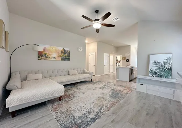 Photo 3 of Single family home for sale at 3813 Central Park Dr, Moore, OK 73160 | MLS# 1236789 | Listing updated on 2026-09-19