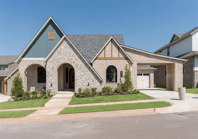Single family home for sale at 6233 Duncan Farm Rd, Edmond, OK 73034 | MLS# 1236796