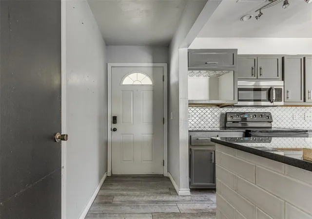 4th image of 105 Paul Ave, Yukon, OK 73099 | MLS# 1236807
